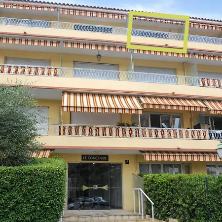 Vue - Terrasse Privee - Piscine - Entre Et Cannes