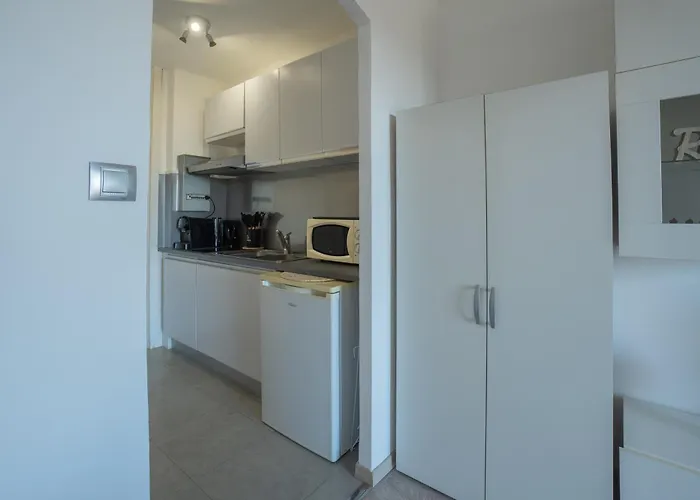 Apartment Vue - Terrasse Privee - Piscine - Entre Et Cannes Villeneuve-Loubet