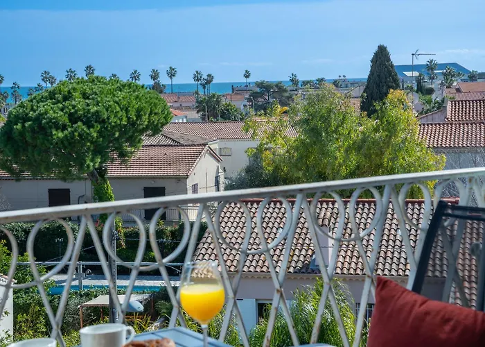 Apartment Vue - Terrasse Privee - Piscine - Entre Et Cannes